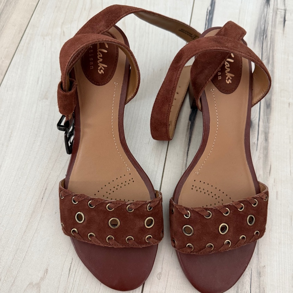 Clarks Artisan Suede Block Heel Sandals Ralene Size 7